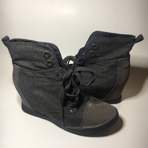 Blowfish 1728 Wedge Booties Size 9